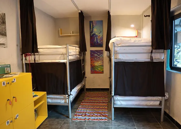 بيت شباب Hoja