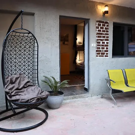 Hoja Albergue Tirana